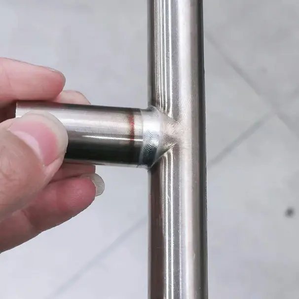 不锈钢三通焊接